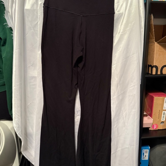 Offline by Aerie real me flare leggings - Picture 4 of 4